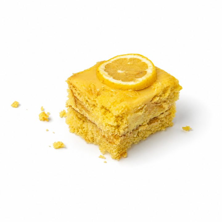 Lemon Velvet Cake (20 Pieces)